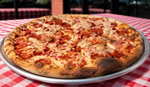Pepperoni pizza fresh from the oven